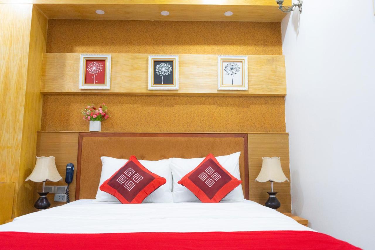 Moon Hotel Cau Giay Hanoi Exterior photo