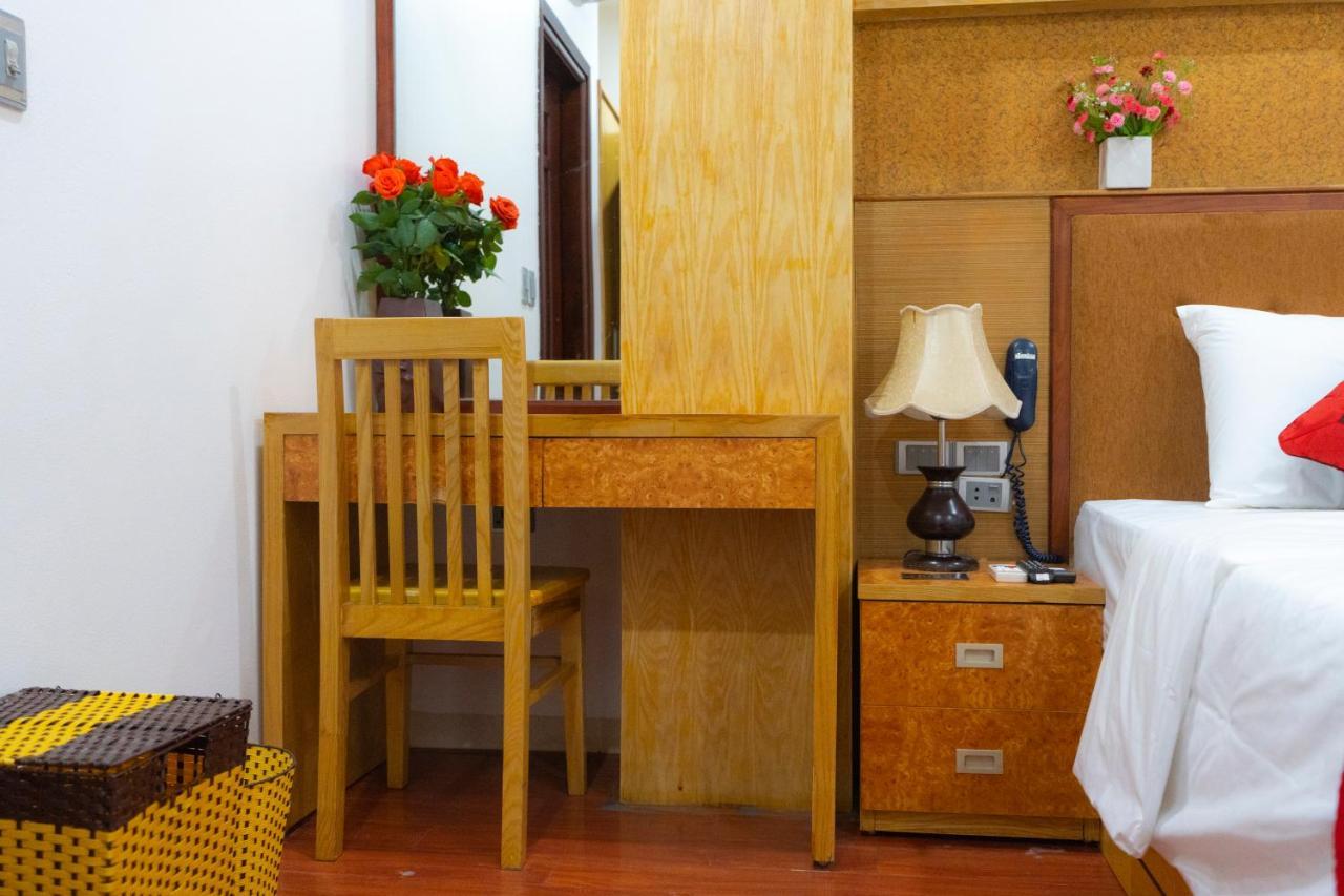Moon Hotel Cau Giay Hanoi Exterior photo