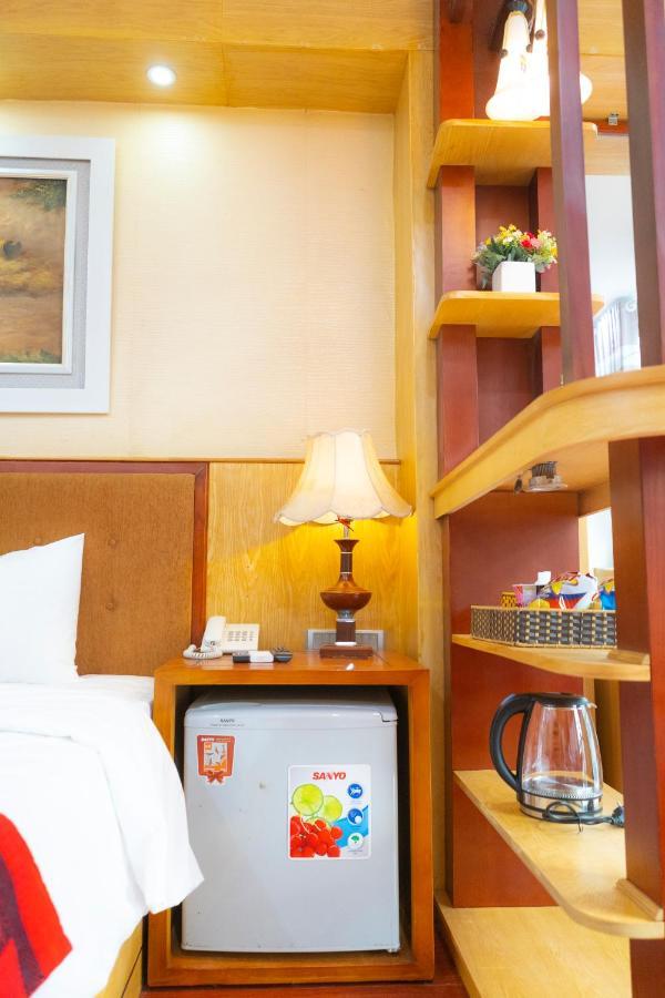 Moon Hotel Cau Giay Hanoi Exterior photo